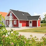 8 Person In Brenderup Fyn-by Traum *