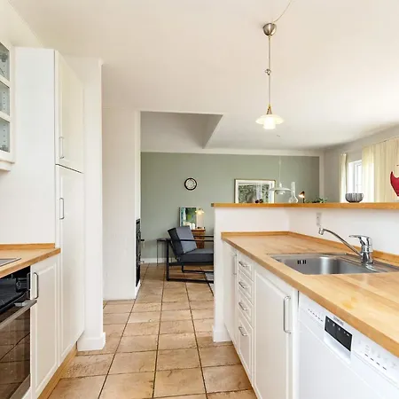 8 Person In Brenderup Fyn-by Traum Vakantiehuis *