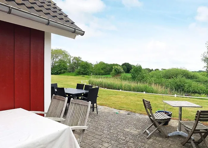 8 Person In Brenderup Fyn-by Traum * Bro (Funen)